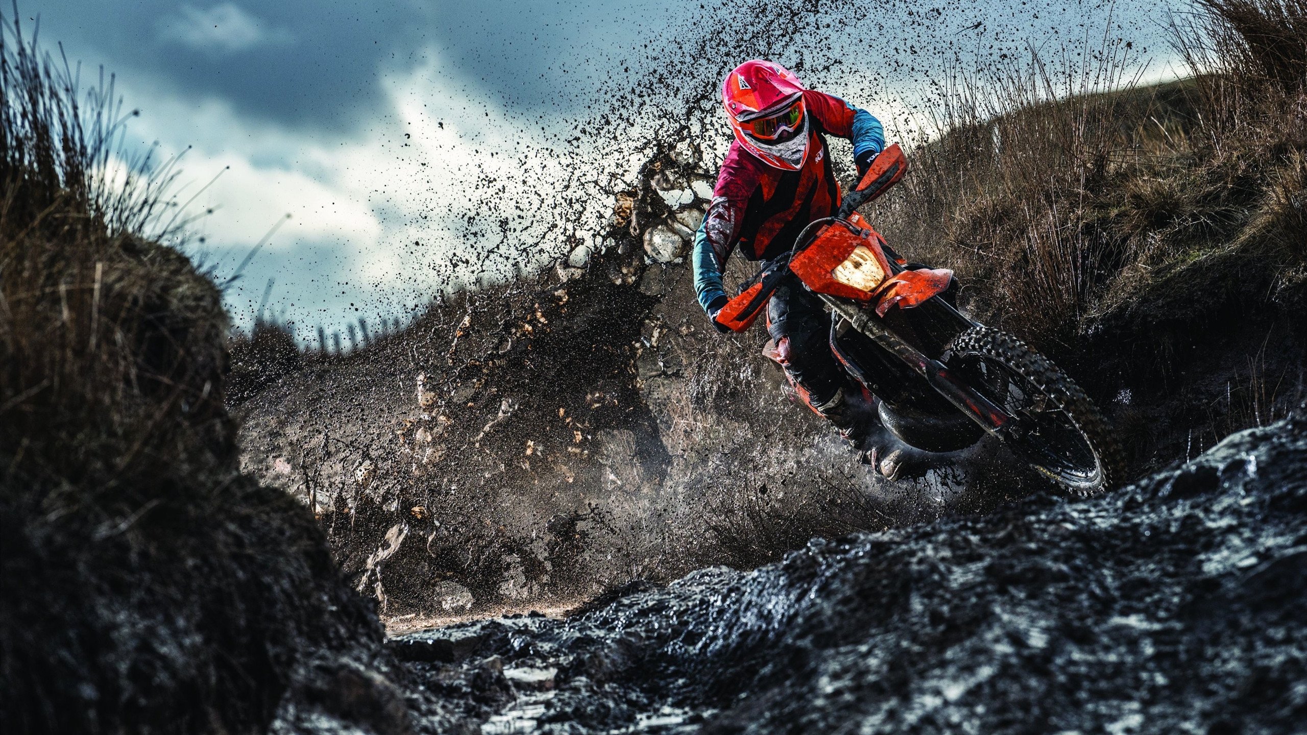 开云平台-德甲比赛节奏加快，精彩反击体现战术多样，德甲打法特点